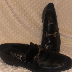Men’s 12D Ferragamo’s!